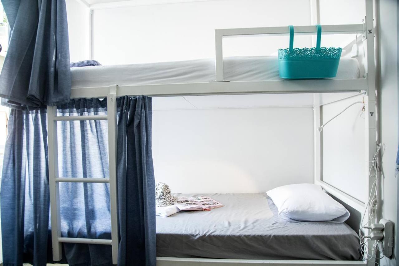 雅典 Let Me Take My Bunk Bed旅舍 外观 照片